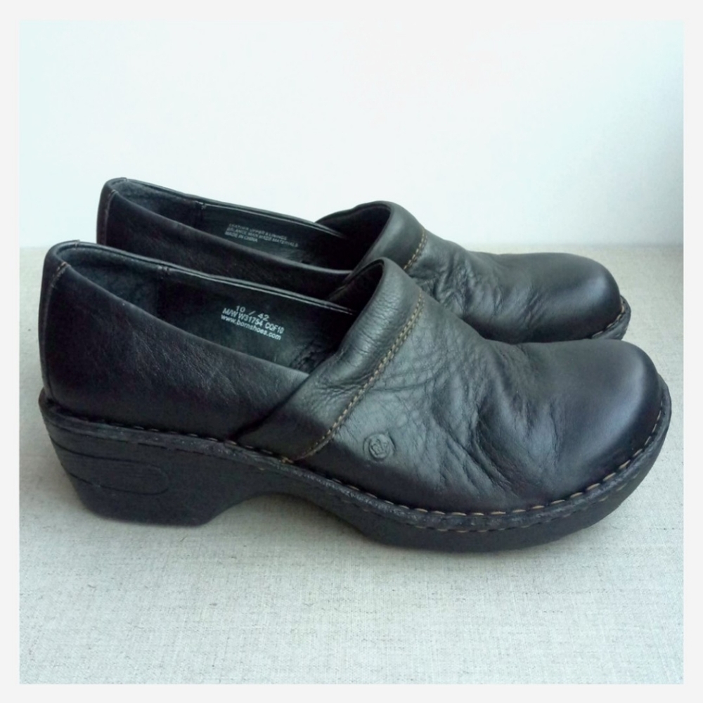 Born Women US 10 Black Leather Clogs